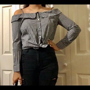 Black and white plaid over the shoulder